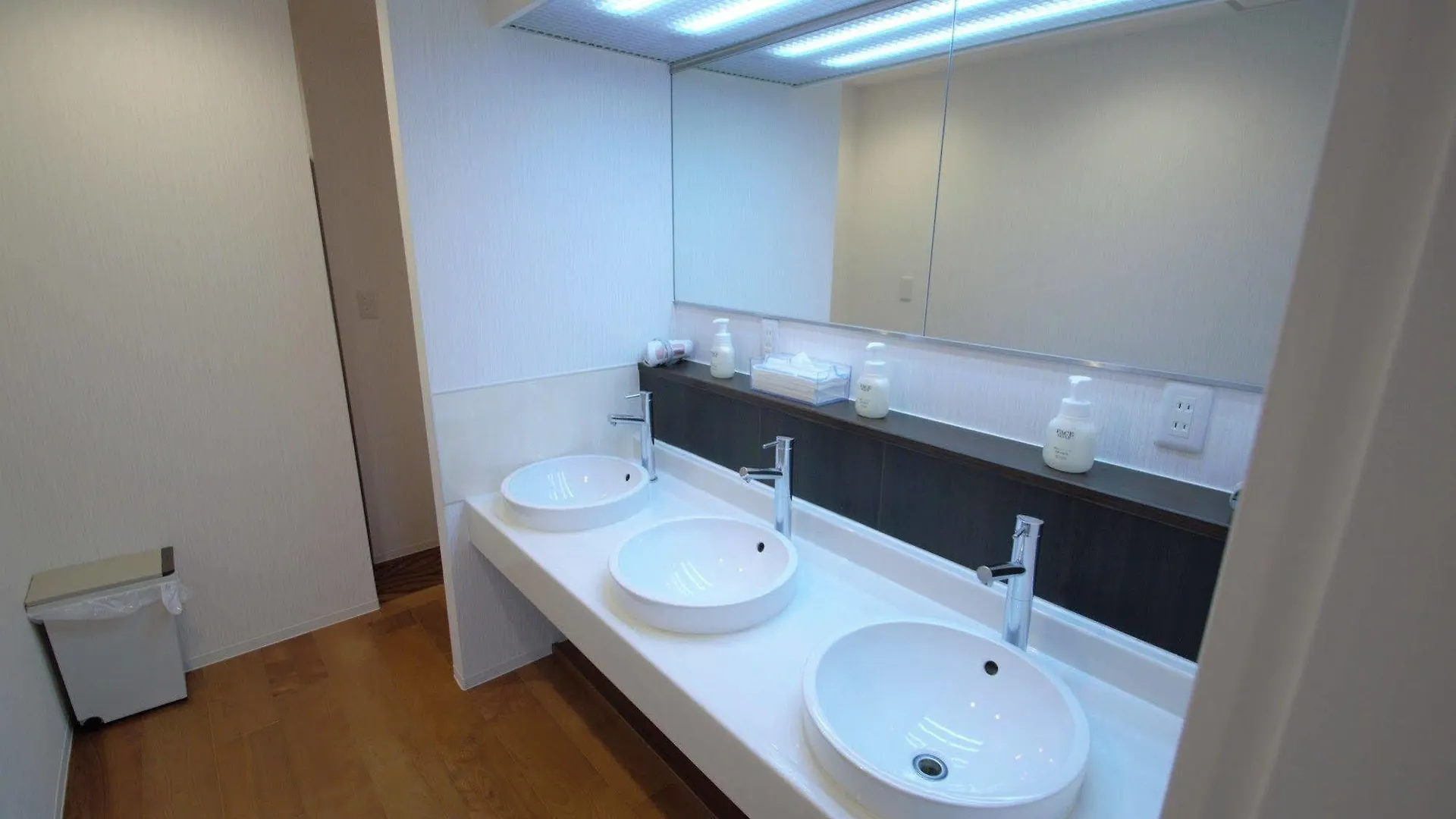 Kapsül Otel Amenity Hotel Kyoto Japonya