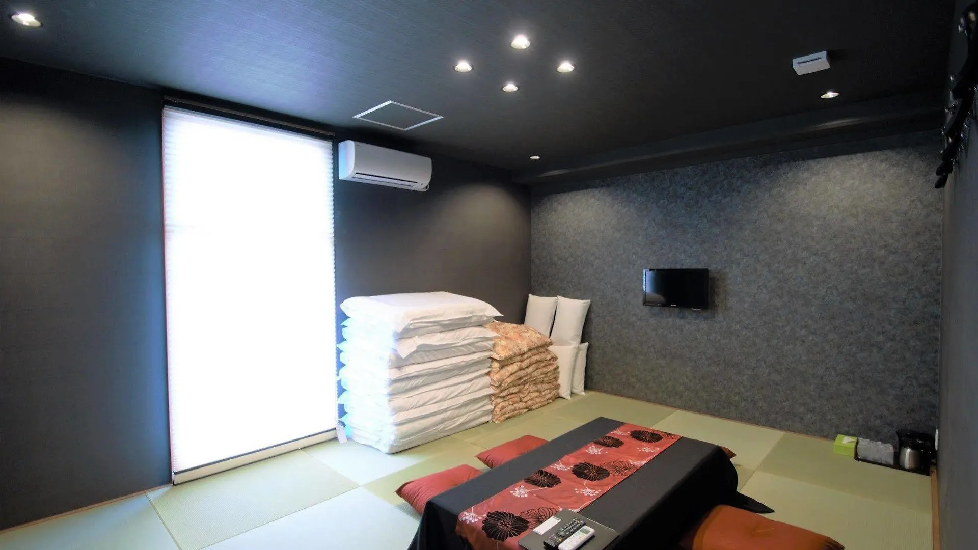Kapsül Otel Amenity Hotel Kyoto Japonya